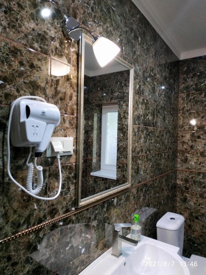 Nestg Guest House Pilipets Екстериор снимка