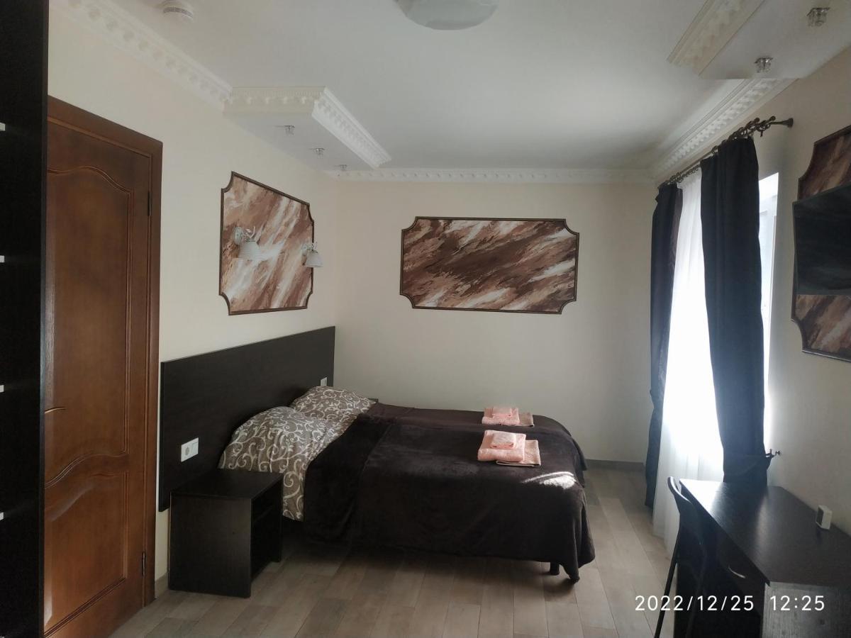 Nestg Guest House Pilipets Екстериор снимка