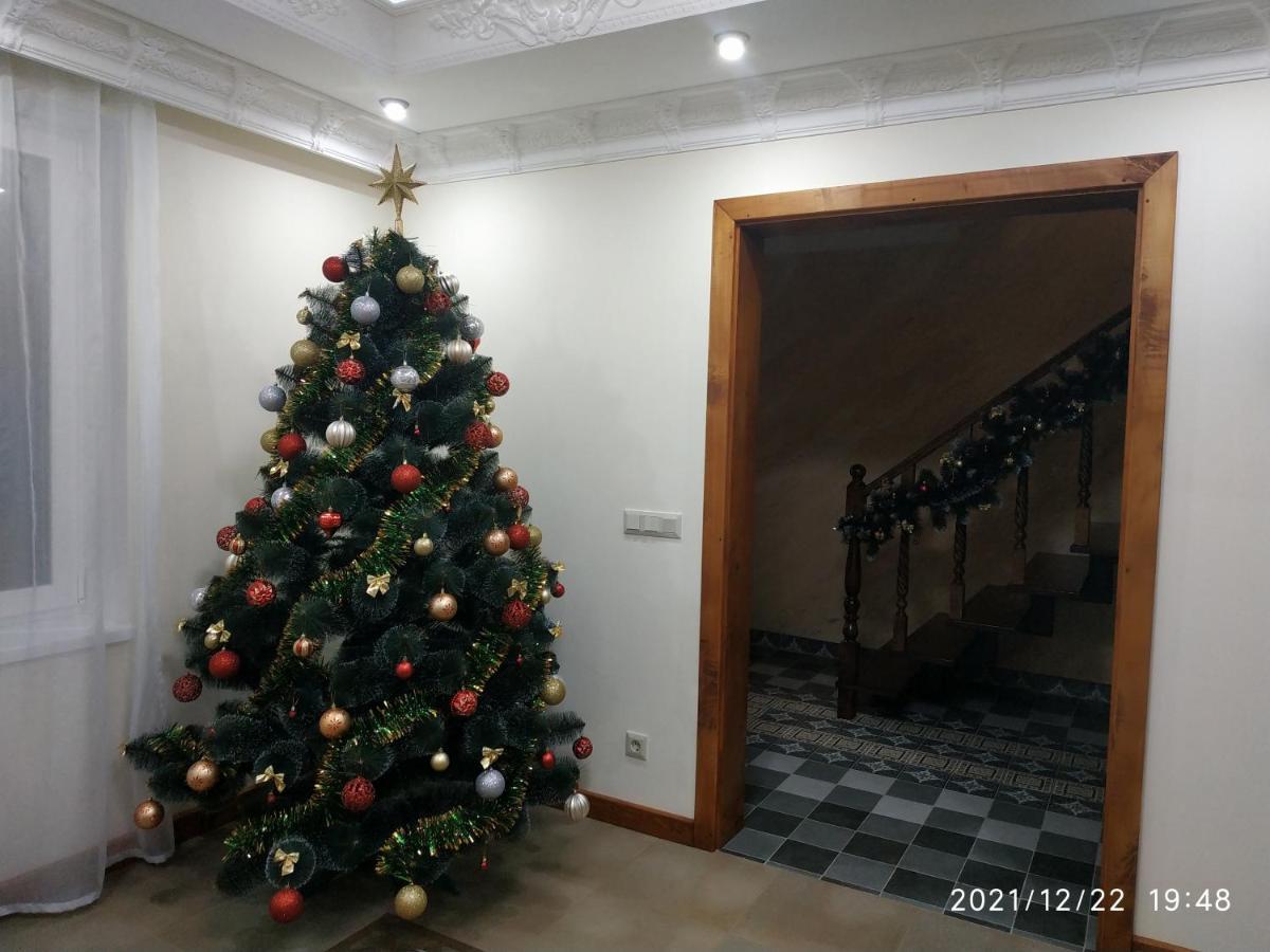 Nestg Guest House Pilipets Екстериор снимка