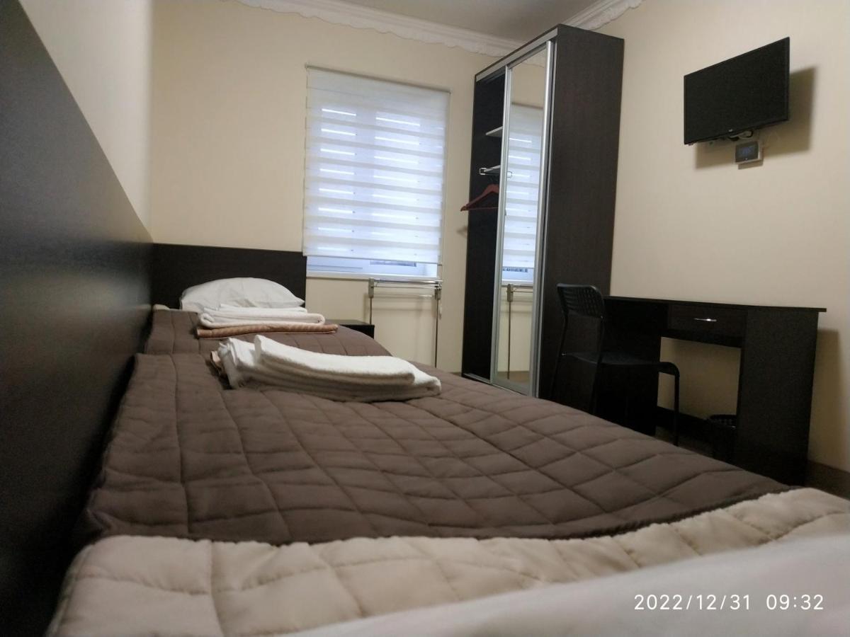 Nestg Guest House Pilipets Екстериор снимка
